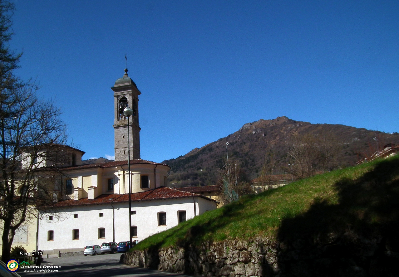 08 Monte Castello dalla Chiesa di Serina....JPG